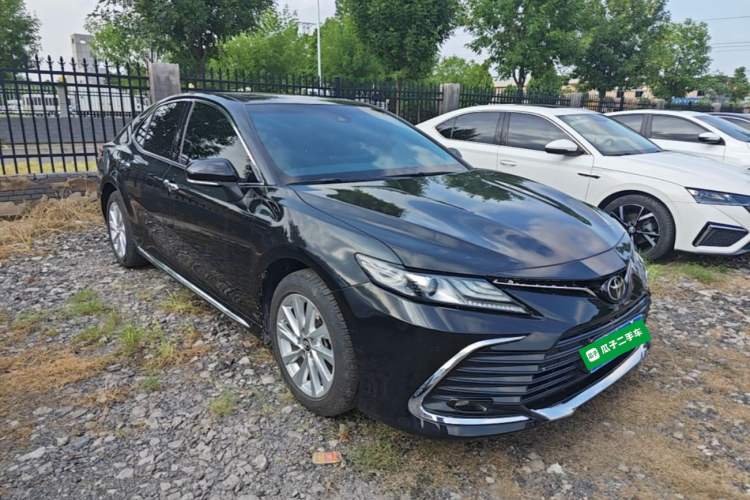 Used Toyota Camry 2023 2.0G Luxury Edition Front Right 45 Deg