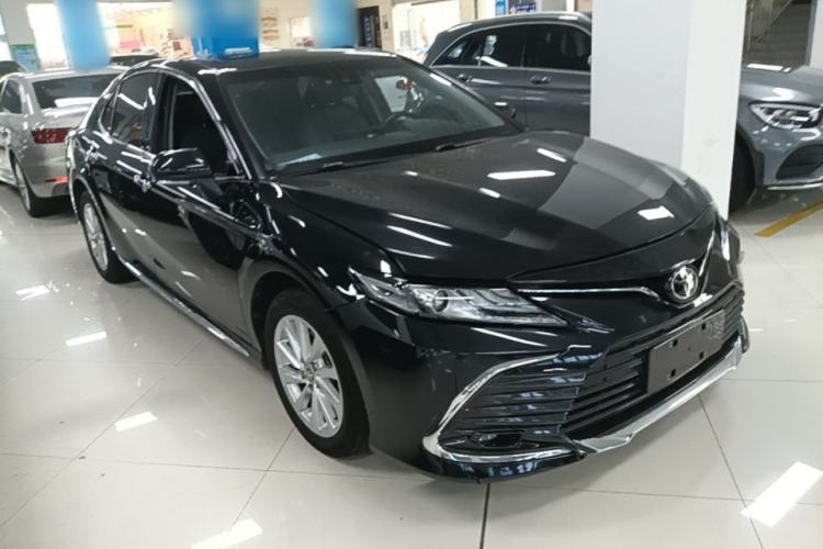Used Toyota Camry 2023 2.0G Luxury Edition Front Right 45 Deg