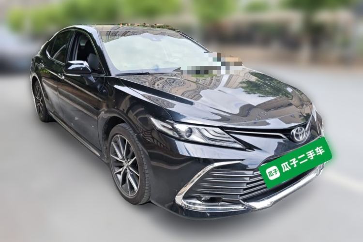 Used Toyota Camry 2023 2.5G Luxury Edition Front Right 45 Deg