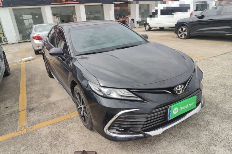 Used Toyota Camry 2023 2.0G Luxury Edition Front Right 45 Deg