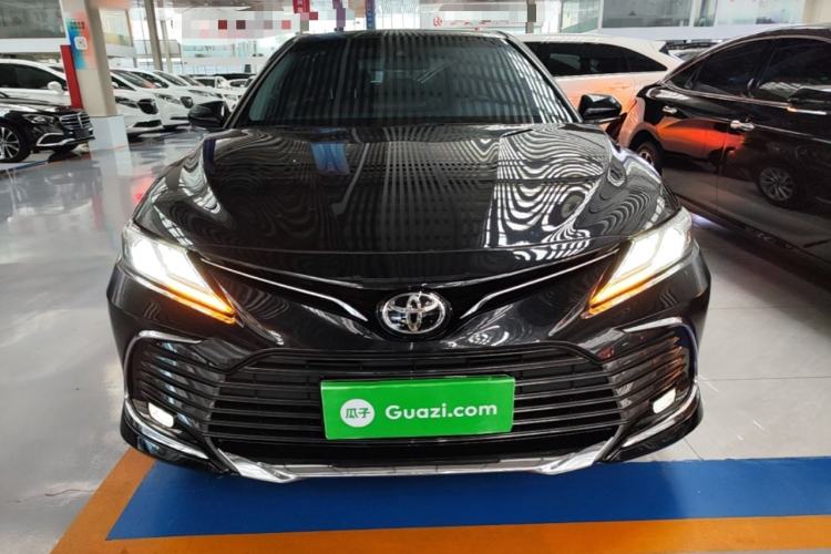 Used Toyota Camry 2023 2.0G Luxury Edition Front