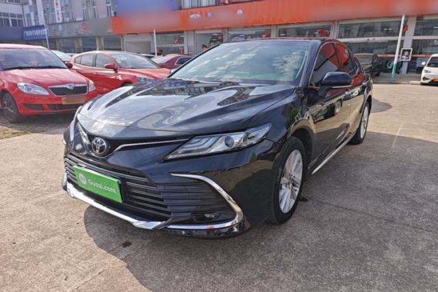 Ojetý Toyota Camry 2023 2.0G Luxury Edition