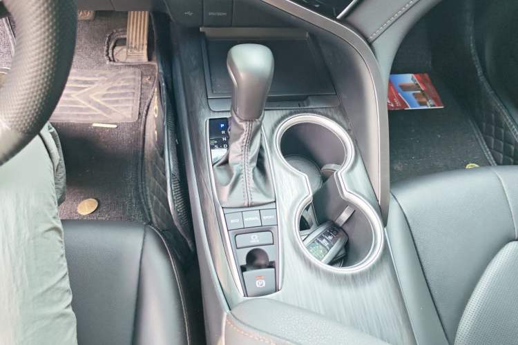 Used Toyota Camry 2023 2.5G Luxury Edition Gear Lever