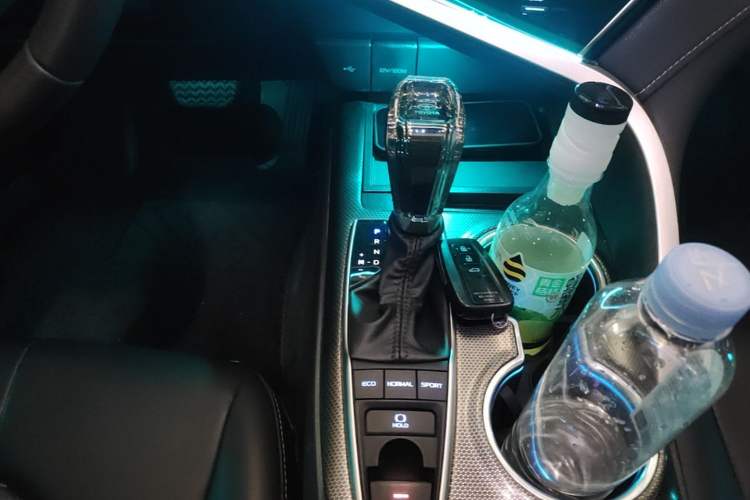 Used Toyota Camry 2023 2.0S Knight Edition Gear Lever