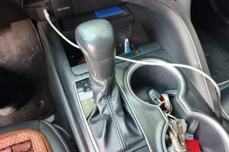 Used Toyota Camry 2023 Dual-Motor 2.5HG Luxury Edition Gear Lever