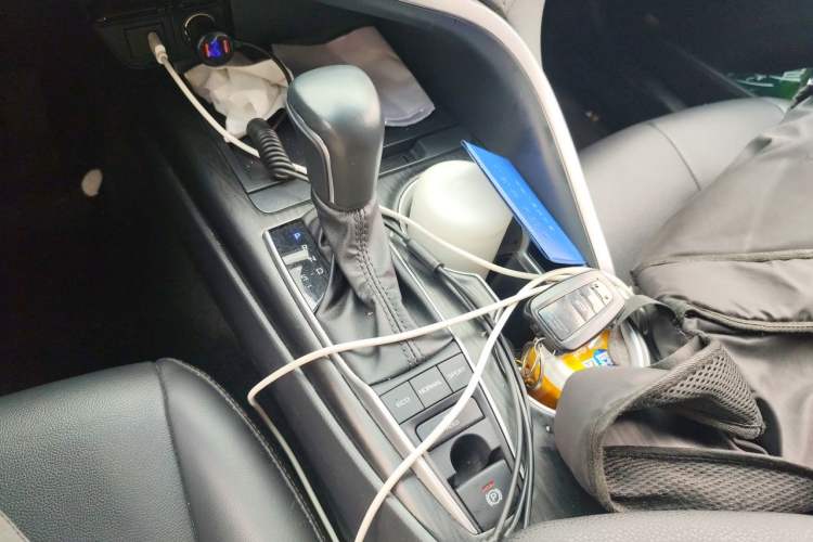 Used Toyota Camry 2023 2.5G Luxury Edition Gear Lever