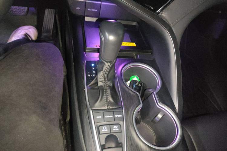 Used Toyota Camry 2023 Dual-Motor 2.5HG Luxury Edition Gear Lever