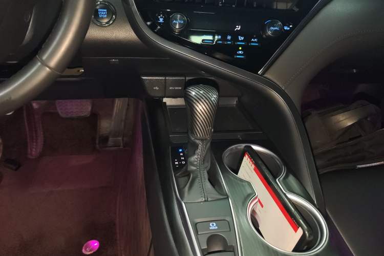 Used Toyota Camry 2023 2.0G Luxury Edition Gear Lever