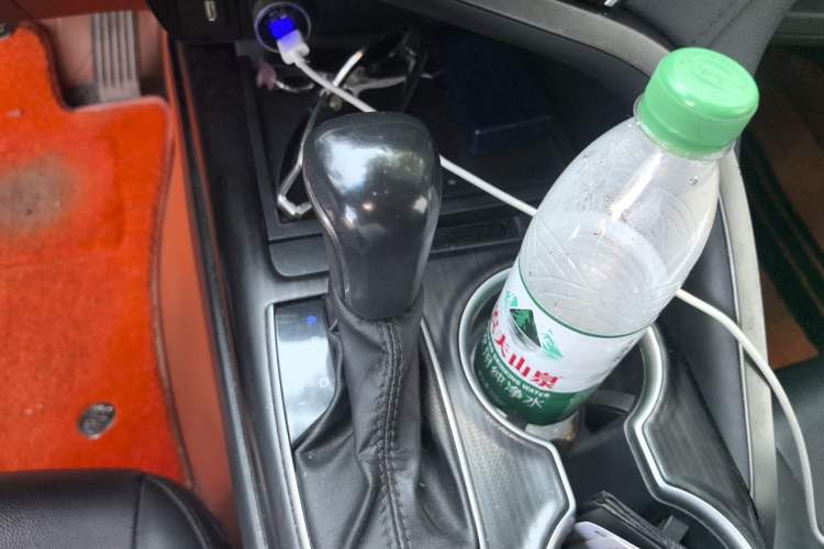 Used Toyota Camry 2023 2.0G Luxury Edition Gear Lever