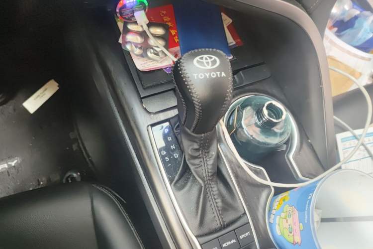 Used Toyota Camry 2023 2.5G Luxury Edition Gear Lever