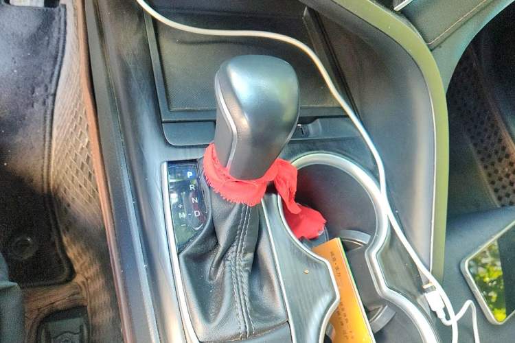 Used Toyota Camry 2023 2.0G Luxury Edition Gear Lever