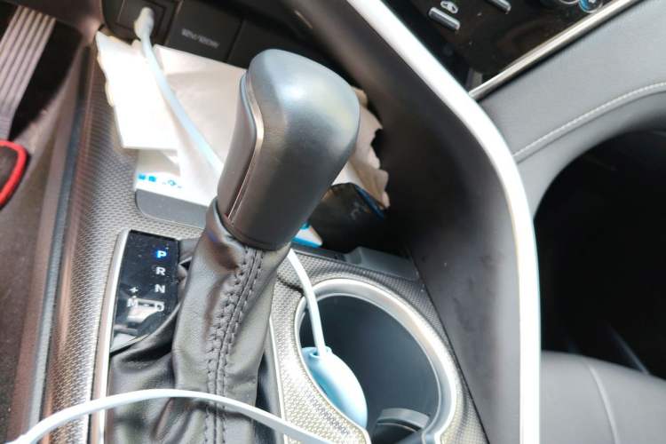 Used Toyota Camry 2023 2.0S Knight Edition Gear Lever