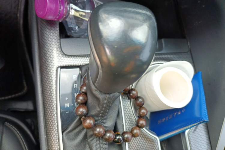 Used Toyota Camry 2023 2.0S FENGSHANG Edition Gear Lever