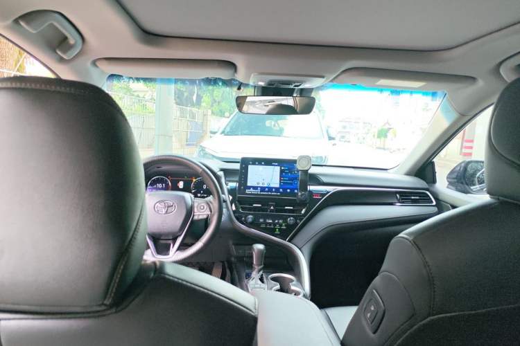 Used Toyota Camry 2023 2.5G Luxury Edition Headliner