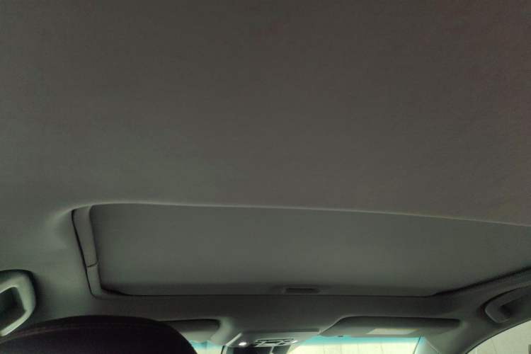 Used Toyota Camry 2023 2.0G Luxury Edition Headliner