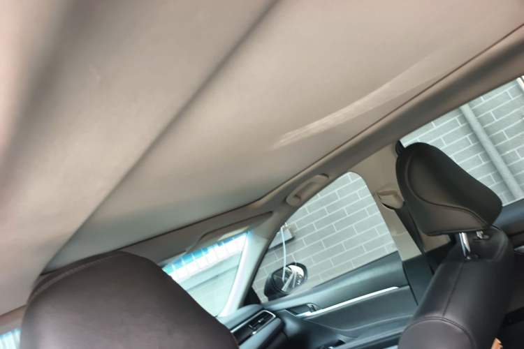 Used Toyota Camry 2023 Dual-Motor 2.5HG Luxury Edition Headliner