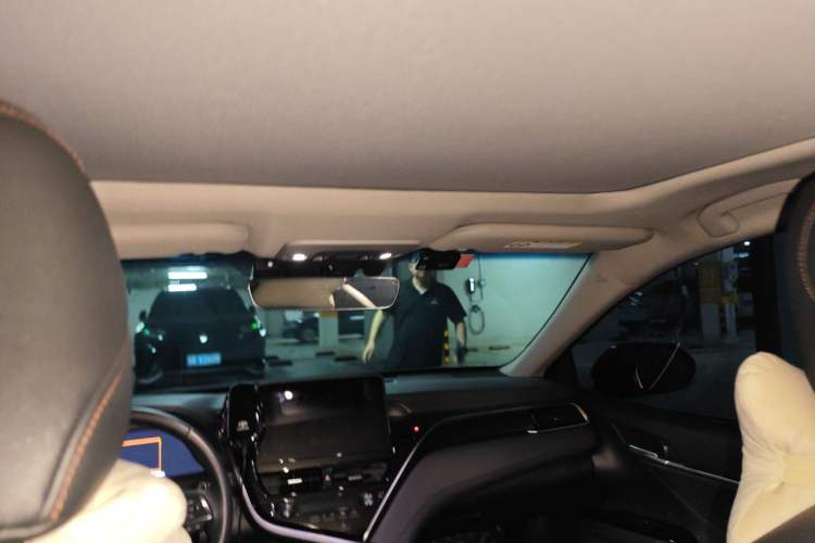 Used Toyota Camry 2023 2.5G Luxury Edition Headliner