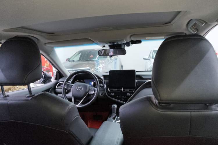 Used Toyota Camry 2023 2.0G Luxury Edition Headliner
