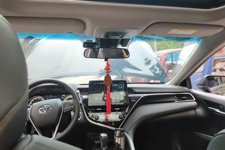 Used Toyota Camry 2023 2.0G Luxury Edition Headliner
