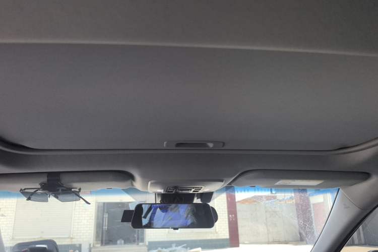 Used Toyota Camry 2023 2.0G Luxury Edition Headliner