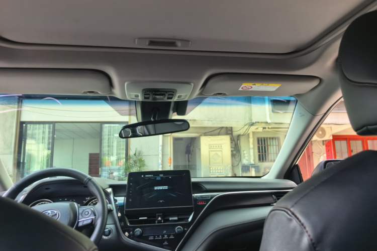 Used Toyota Camry 2023 2.0G Luxury Edition Headliner