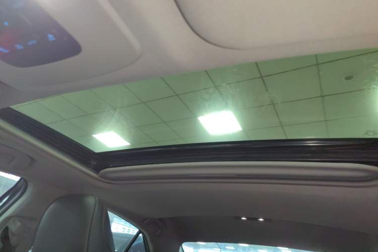 Used Toyota Camry 2023 Dual-Motor 2.5 HGVP Leading Edition Headliner