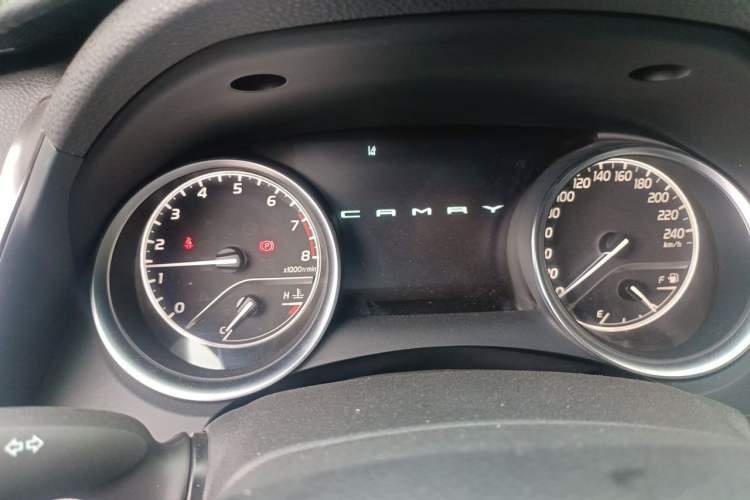 Used Toyota Camry 2023 2.0G Luxury Edition Instrument Cluster