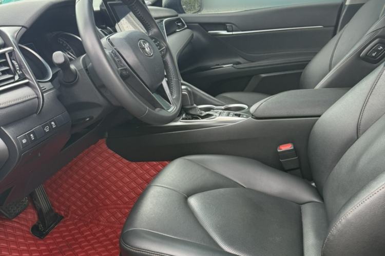 Used Toyota Camry 2023 Dual-Motor 2.5 HGVP Leading Edition Interior 1