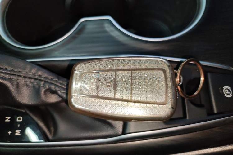 Used Toyota Camry 2023 2.0G Luxury Edition Interior 1