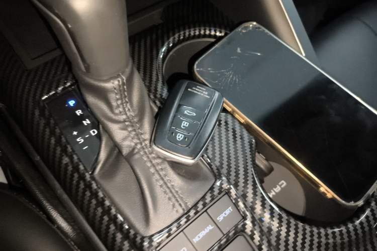 Used Toyota Camry 2023 2.5G Luxury Edition Interior 1