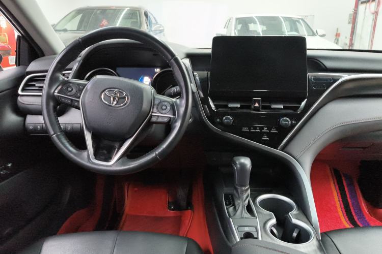 Used Toyota Camry 2023 2.0G Luxury Edition Interior 2