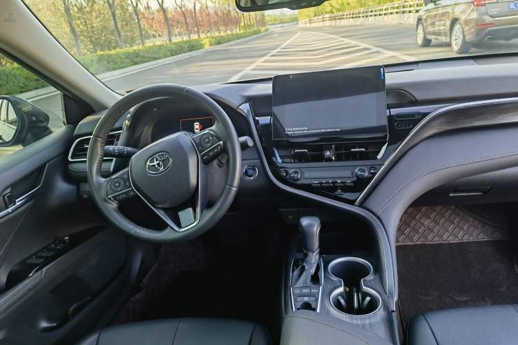Used Toyota Camry 2023 2.5G Luxury Edition Interior 5