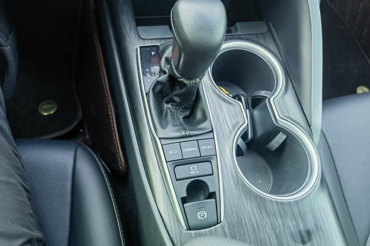 Used Toyota Camry 2023 2.5G Luxury Edition Interior 7