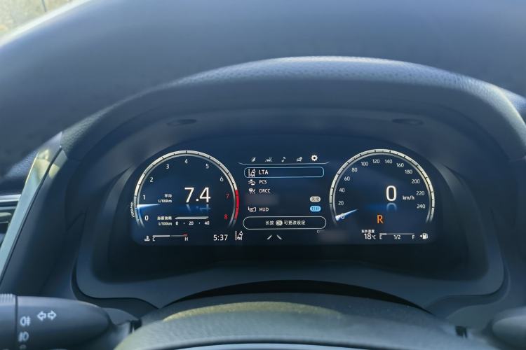 Used Toyota Camry 2023 2.5G Luxury Edition Interior 8