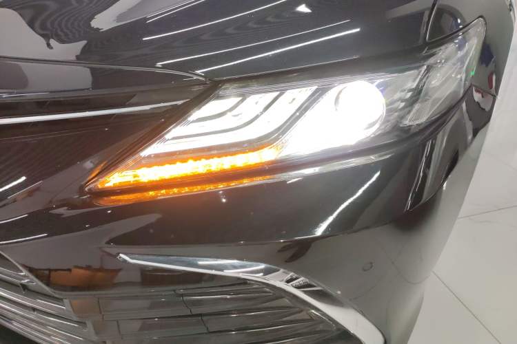 Used Toyota Camry 2023 2.0G Luxury Edition Left Front Headlight