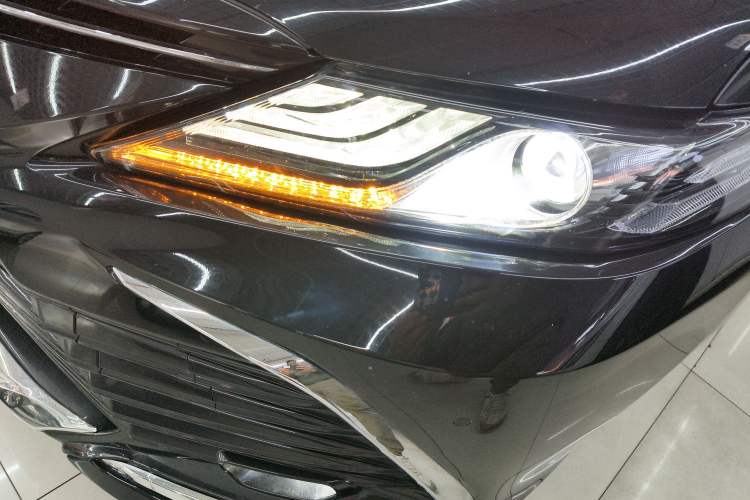 Used Toyota Camry 2023 2.0G Luxury Edition Left Front Headlight