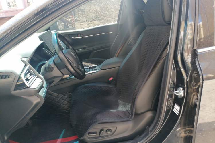 Used Toyota Camry 2023 2.5G Luxury Edition Left Front Seat