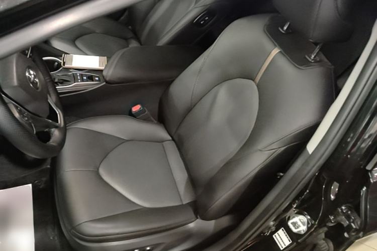 Used Toyota Camry 2023 2.5G Luxury Edition Left Front Seat