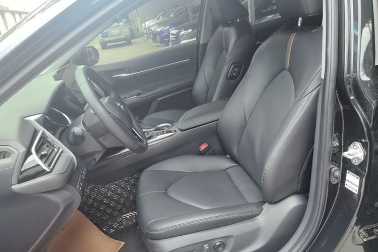 Used Toyota Camry 2023 2.0G Luxury Edition Left Front Seat