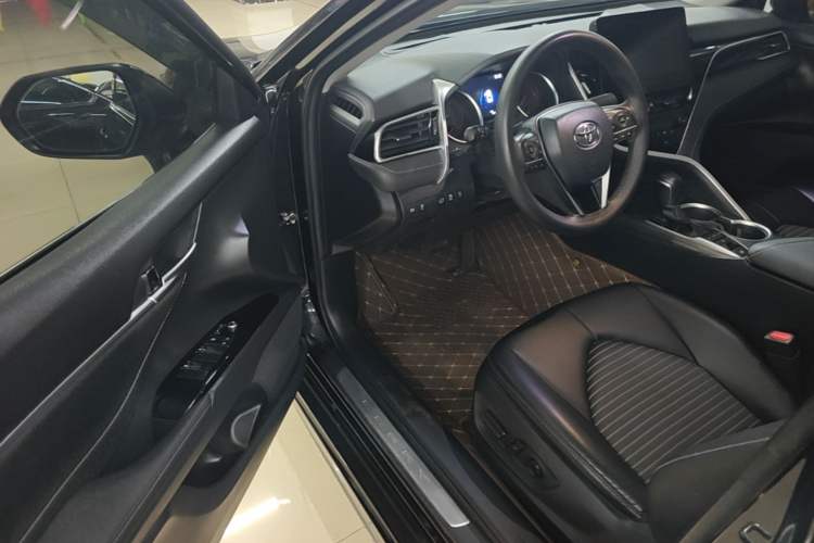 Used Toyota Camry 2023 2.0S Knight Edition Left Front Seat