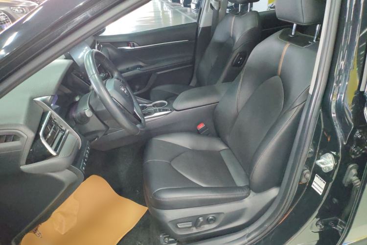 Used Toyota Camry 2023 2.5G Luxury Edition Left Front Seat