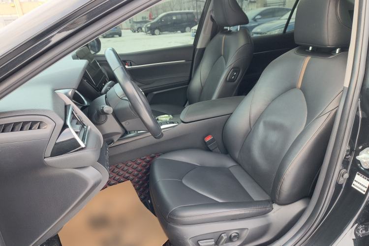Used Toyota Camry 2023 2.0G Luxury Edition Left Front Seat
