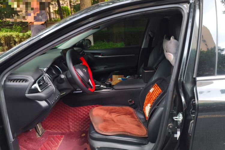 Used Toyota Camry 2023 2.0G Luxury Edition Left Front Seat