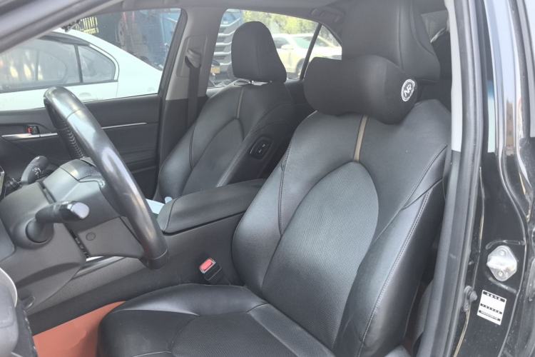 Used Toyota Camry 2023 2.0G Luxury Edition Left Front Seat