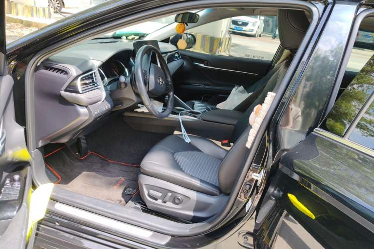Used Toyota Camry 2023 2.0S Knight Edition Left Front Seat