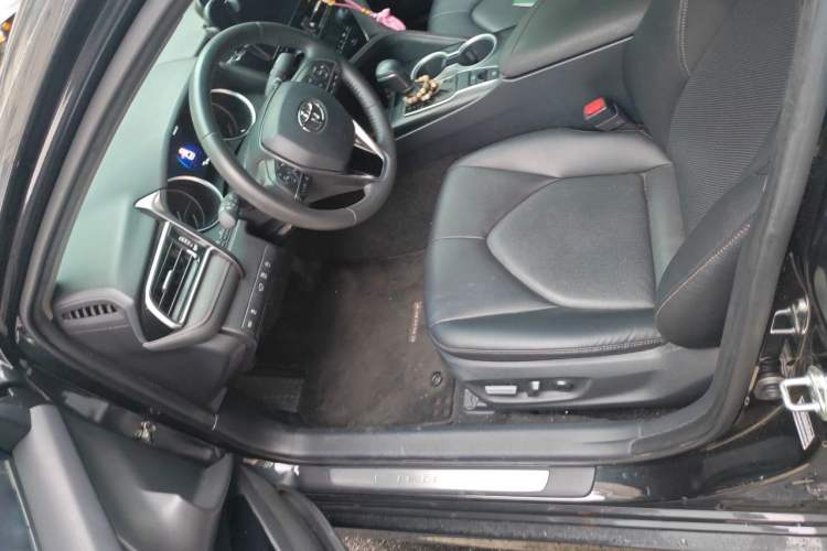 Used Toyota Camry 2023 2.0G Luxury Edition Left Front Seat