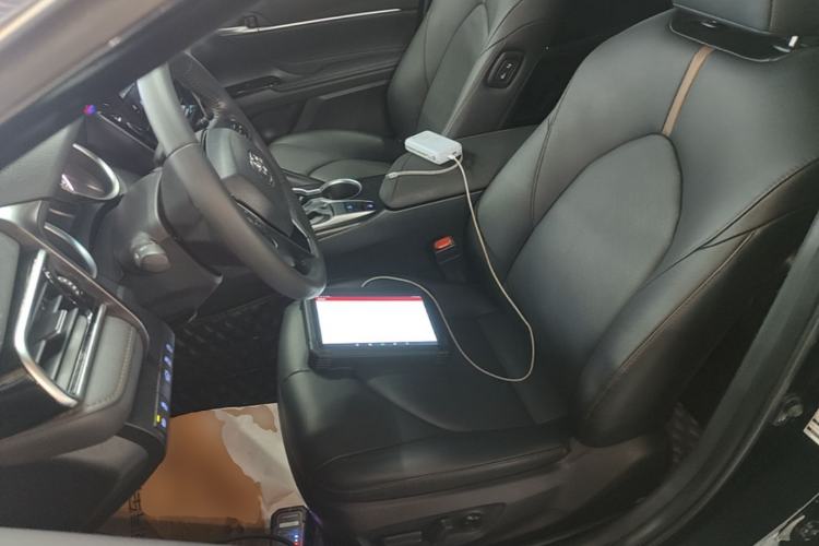 Used Toyota Camry 2023 2.0G Luxury Edition Left Front Seat
