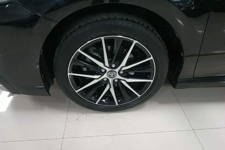 Used Toyota Camry 2023 2.0S FENGSHANG Edition Left Front Wheel Hub