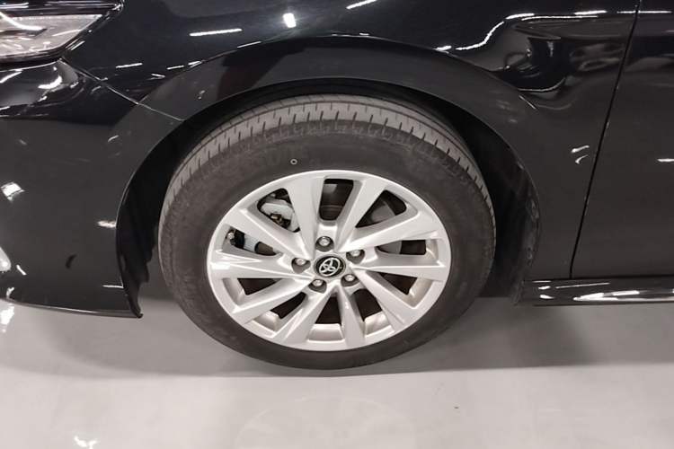 Used Toyota Camry 2023 2.0G Luxury Edition Left Front Wheel Hub