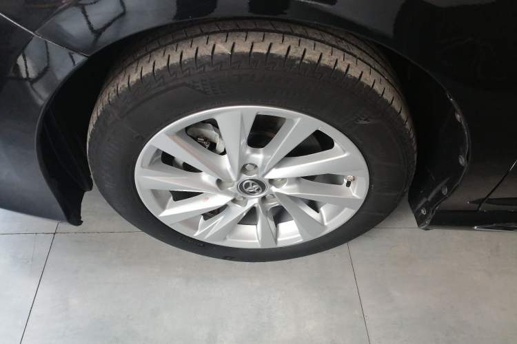 Used Toyota Camry 2023 2.0G Luxury Edition Left Front Wheel Hub